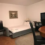 Apartrooms Near Old Town In Dnf Done Invoice Varsovia