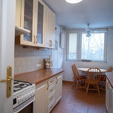 Séjour chez l'habitant Apartrooms Near Old Town In Dnf Done Invoice *