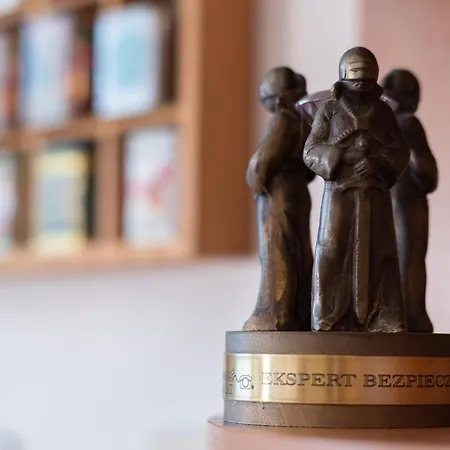 Apartrooms Near Old Town In Dnf Done Invoice