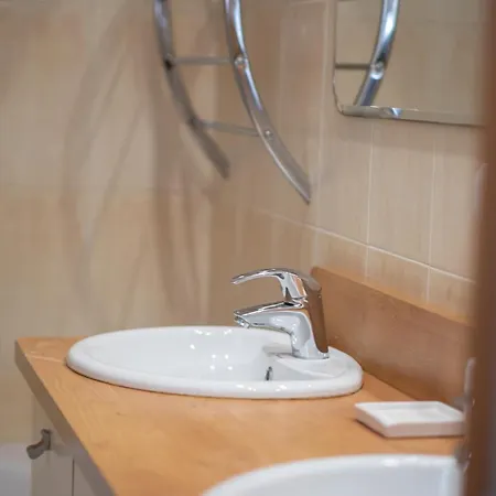 Apartrooms Near Old Town In Dnf Done Invoice Homestay Warsaw