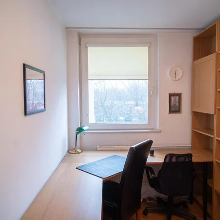 Séjour chez l'habitant Apartrooms Near Old Town In Dnf Done Invoice