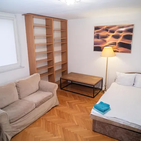 Séjour chez l'habitant Apartrooms Near Old Town In Dnf Done Invoice Varsovie