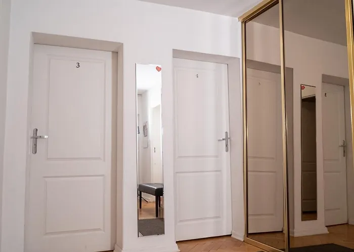 Apartrooms Near Old Town In Dnf Done Invoice Privat bolig Warszawa