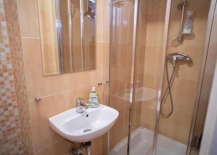 Apartrooms Near Old Town In Dnf Done Invoice Privat bolig Warszawa