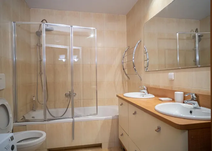 Apartrooms Near Old Town In Dnf Done Invoice * Warszawa