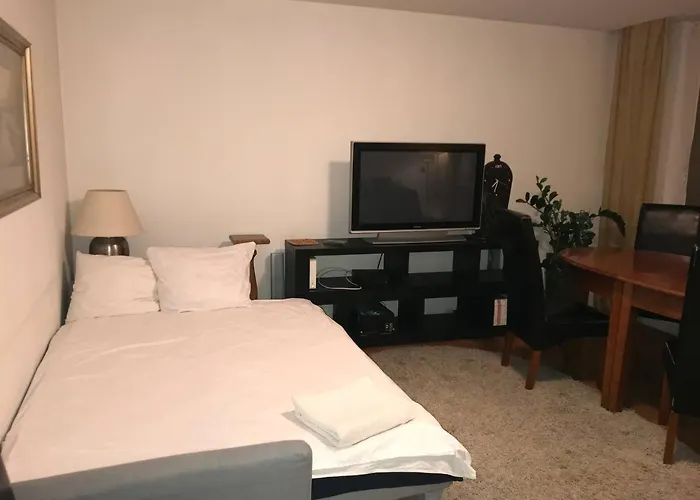 Apartrooms Near Old Town In Dnf Done Invoice Privat bolig