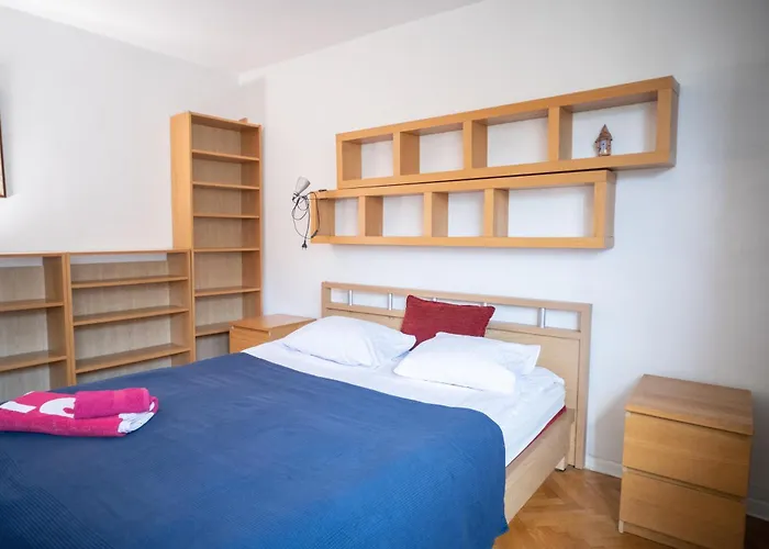 Apartrooms Near Old Town In Dnf Done Invoice Privat bolig Warszawa