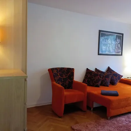 Apartrooms Near Old Town In Dnf Done Invoice Homestay szállás